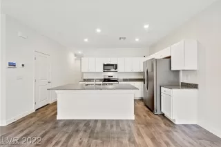 Photo #6: 2689847 Listing 