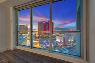 Photo #2: 2689849 Listing 