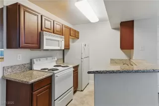 Photo #4: 2689867 Listing 