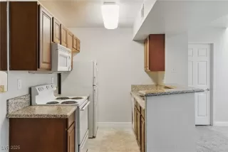 Photo #5: 2689867 Listing 