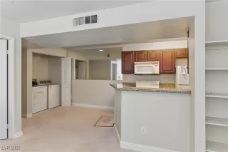 Photo #6: 2689867 Listing 