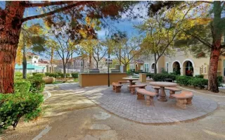 Photo #6: 2689880 Listing