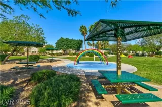 Photo #3: 2689883 Listing 