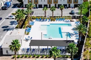 Photo #6: 2689914 Listing