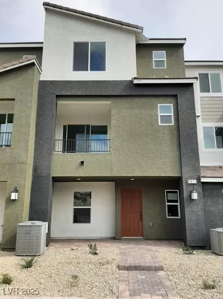 MLS: 2689921 Condo For Sale