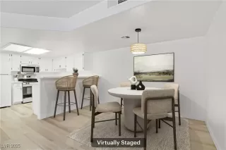 Photo #2: 2689926 Listing 