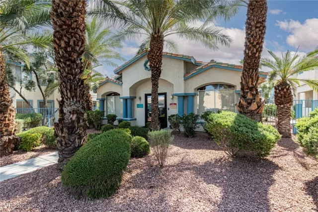 MLS: 2689947 Condo For Sale