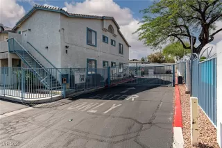 Photo #1: 2689947 Listing 