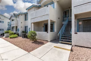 Photo #3: 2689947 Listing 