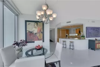 Photo #5: 2689950 Listing