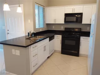 Photo #3: 2689965 Listing 