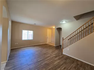 Photo #6: 2689983 Listing 