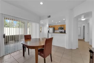 Photo #4: 2689991 Listing 