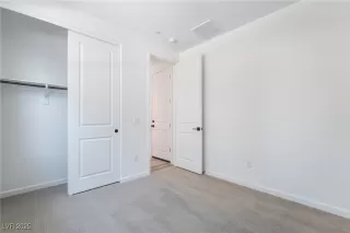 Photo #5: 2689995 Listing