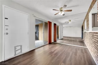 Photo #4: 2690020 Listing 