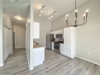 Photo #3: 2690034 Listing 