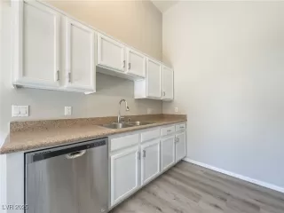 Photo #6: 2690034 Listing 