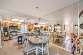 Photo #6: 2690042 Listing