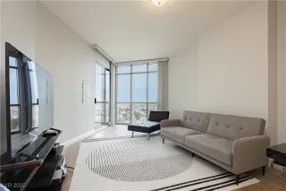 Photo #6: 2690081 Listing 