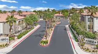 Photo #1: 2690088 Listing