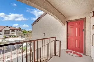 Photo #4: 2690088 Listing