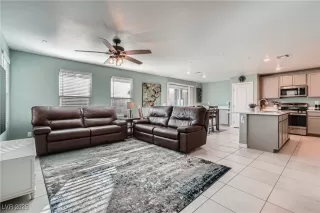 Photo #3: 2690113 Listing 