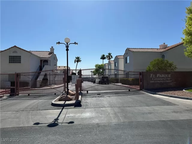 MLS: 2690130 Condo For Sale