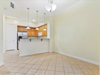 Photo #2: 2690132 Listing