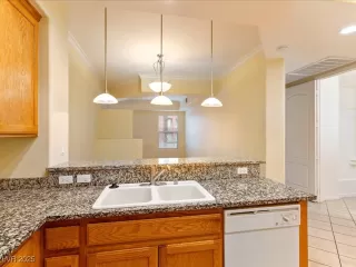 Photo #6: 2690132 Listing