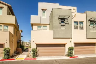 Photo #2: 2690134 Listing 
