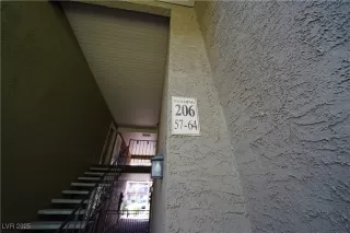 Photo #3: 2690154 Listing 