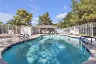 Photo #1: 2690184 Listing