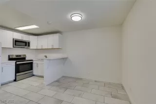 Photo #3: 2690195 Listing 