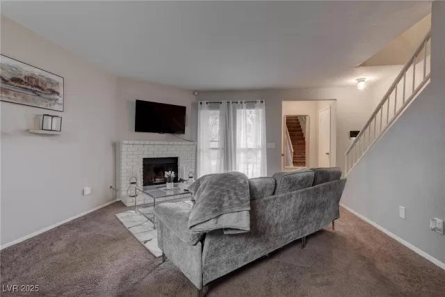 MLS: 2690202 Condo For Sale