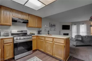 Photo #1: 2690202 Listing