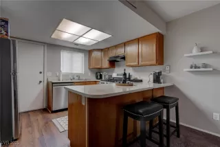 Photo #4: 2690202 Listing