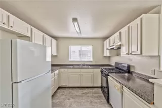 Photo #4: 2690233 Listing 