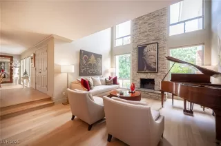 Photo #3: 2690235 Listing 