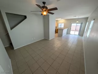 Photo #2: 2690236 Listing 