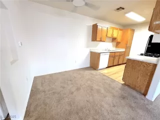 Photo #2: 2690256 Listing 