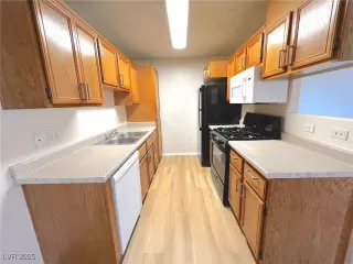 Photo #4: 2690256 Listing 