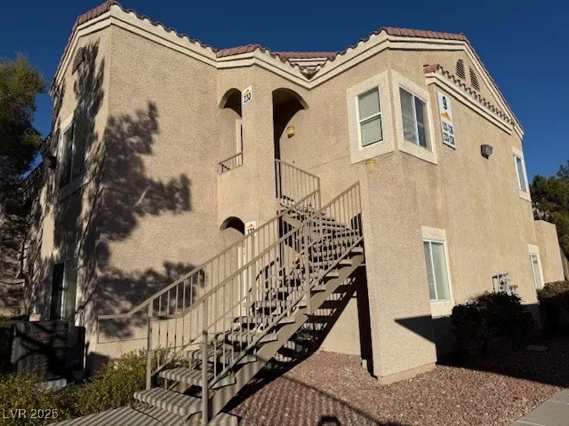 MLS: 2690259 Condo For Sale