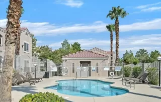 Photo #3: 2690259 Listing 
