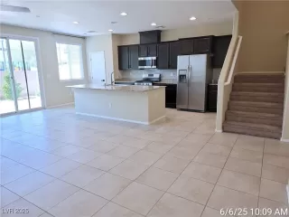 Photo #4: 2690267 Listing 