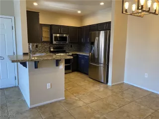 Photo #3: 2690289 Listing 