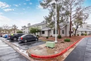 Photo #1: 2690299 Listing 