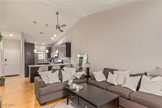 Photo #5: 2690299 Listing 