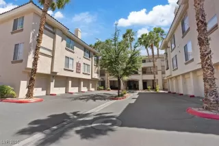 Photo #2: 2690330 Listing