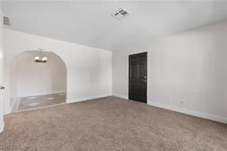 Photo #4: 2690347 Listing 