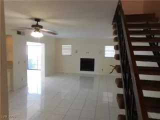 Photo #1: 2690392 Listing